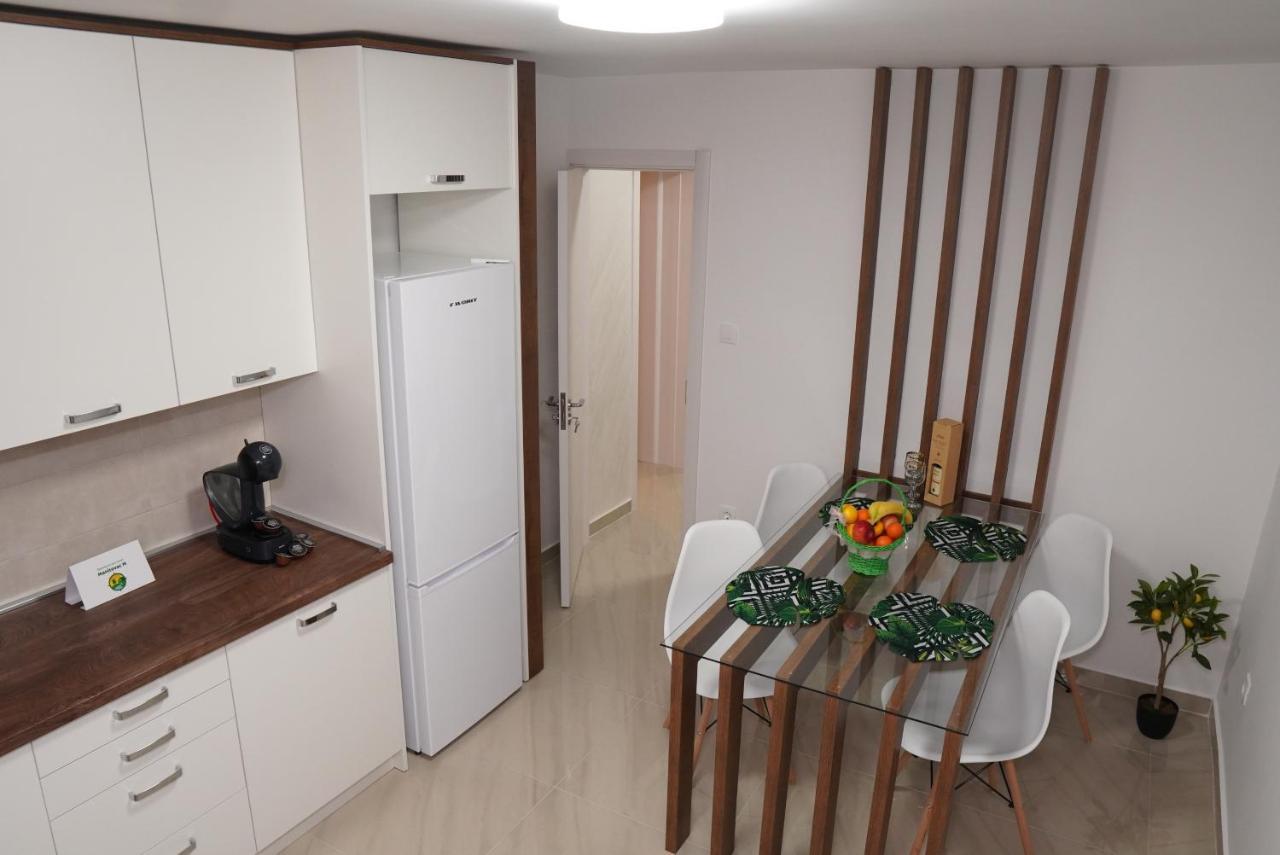 Apartments Manitovac M Niksic ภายนอก รูปภาพ