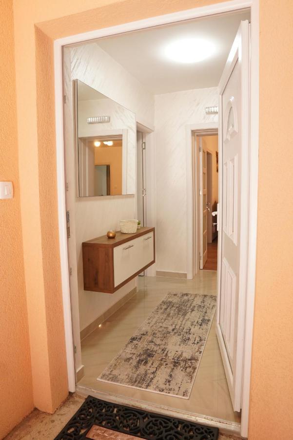 Apartments Manitovac M Niksic ภายนอก รูปภาพ